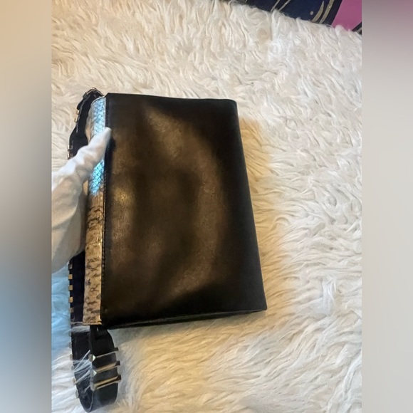 EUC MCM SNAKE SKIN SHOULDER BAG - Picture 12 of 16